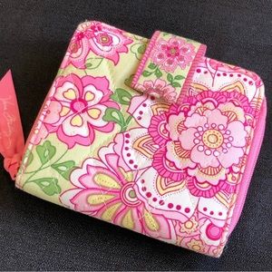 VERA BRADLEY WALLET PINK GREEN RETIRED PATTERN